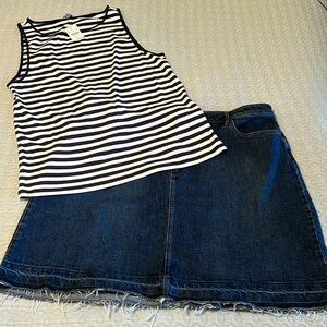 Ann Taylor denim jeans skirt, sz 18, dark denim w/ raw hem, summer classic!